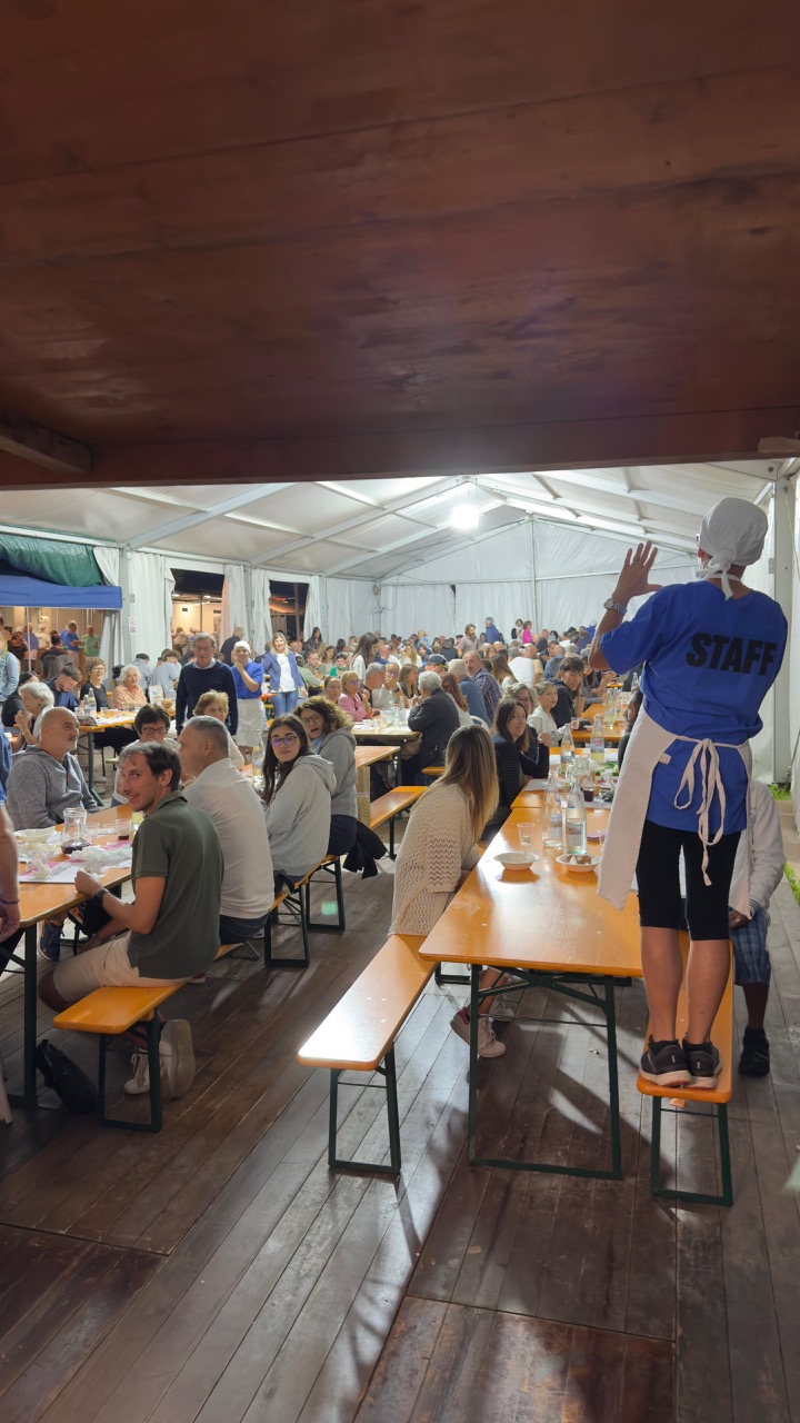 Persone alla festa